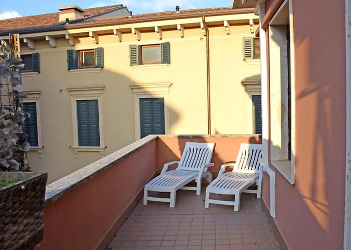 Konukevi San Nicolo 3 Marchetti Verona